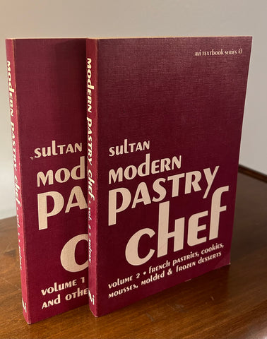 Modern Pastry Chef   books one and two